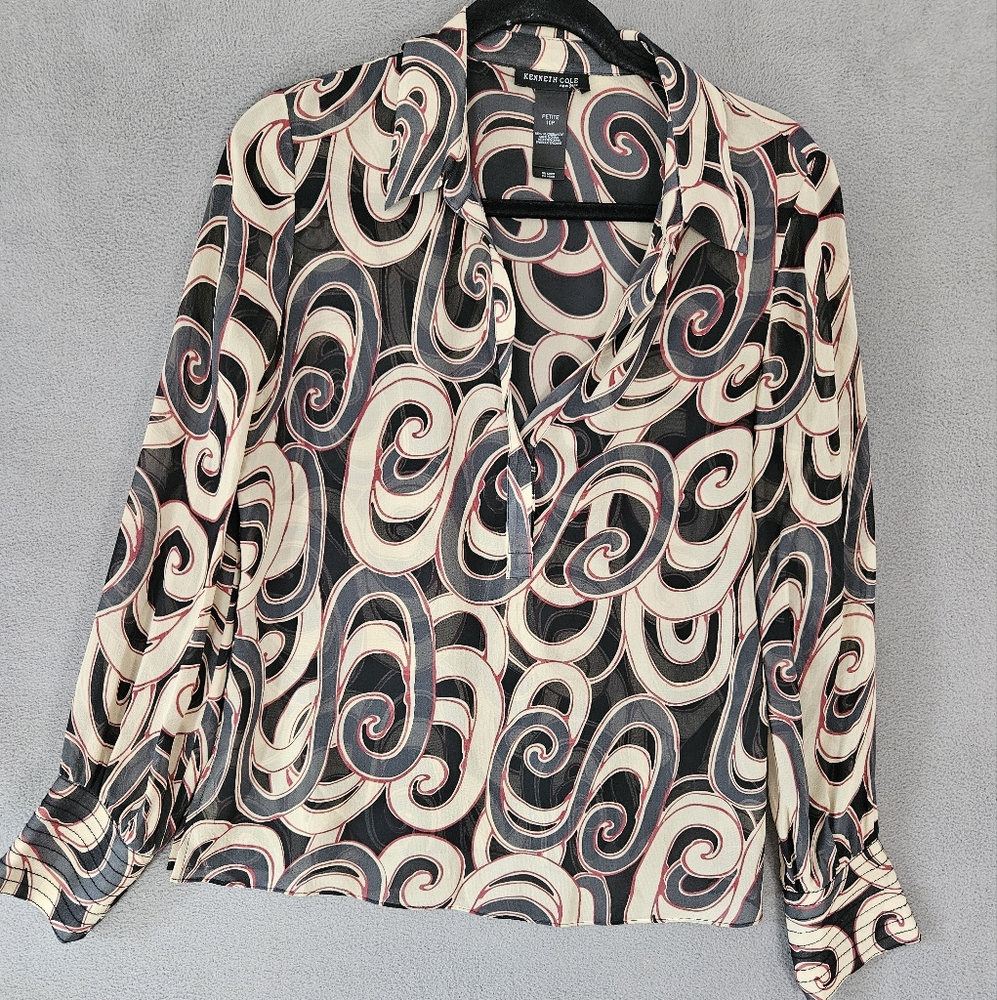 Kenneth Cole Womens Petite 10P Shirt Button Up 100% Silk Sheer Swirl Long Sleeve